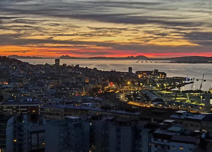 Vistasaragon Apartment